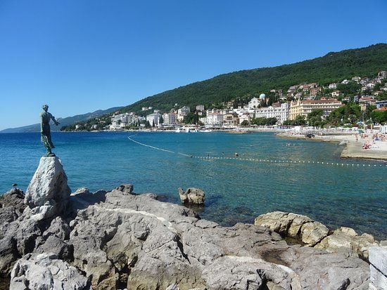 Maiden with the Seagull